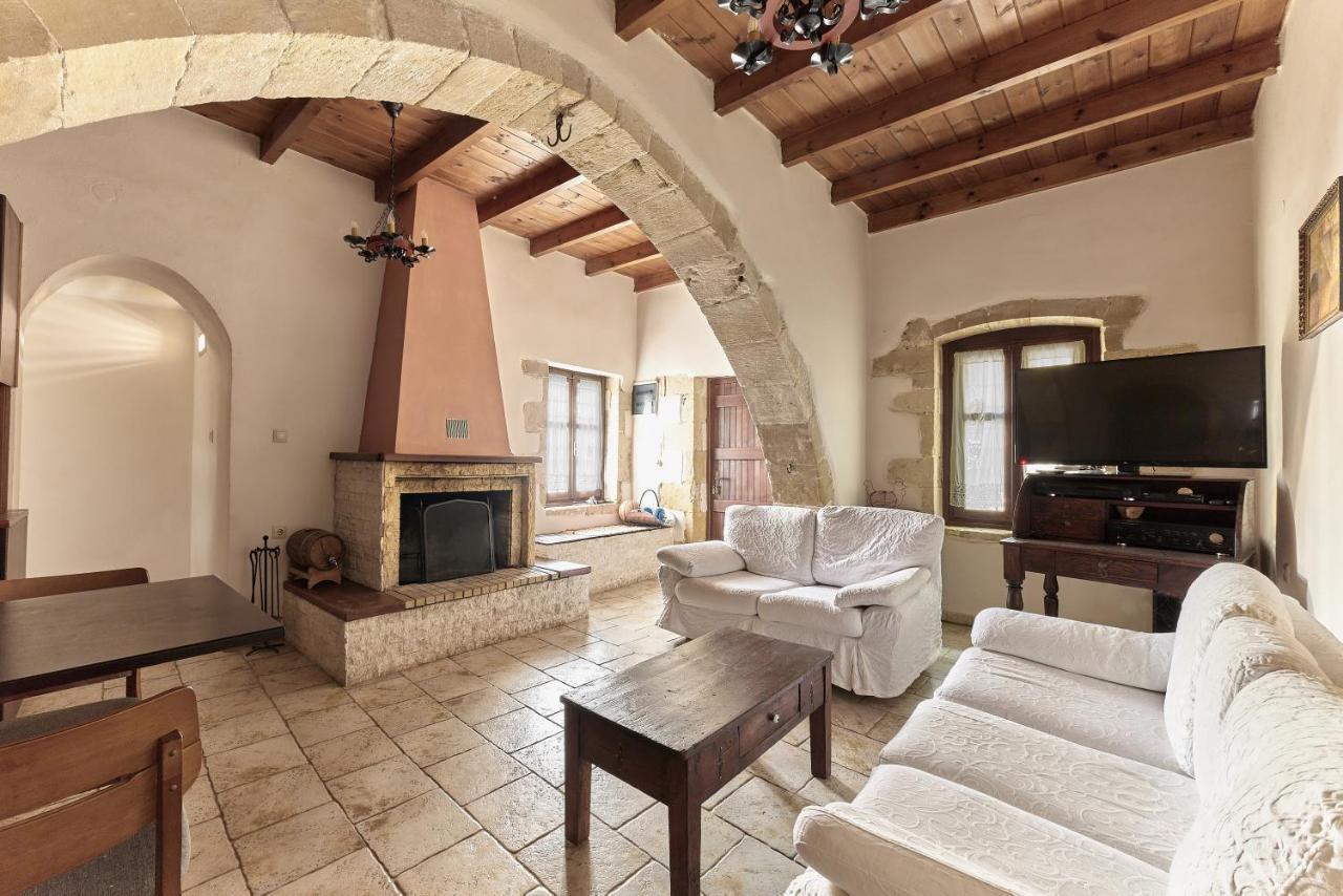 Mouri Villa Mourion  Exterior photo